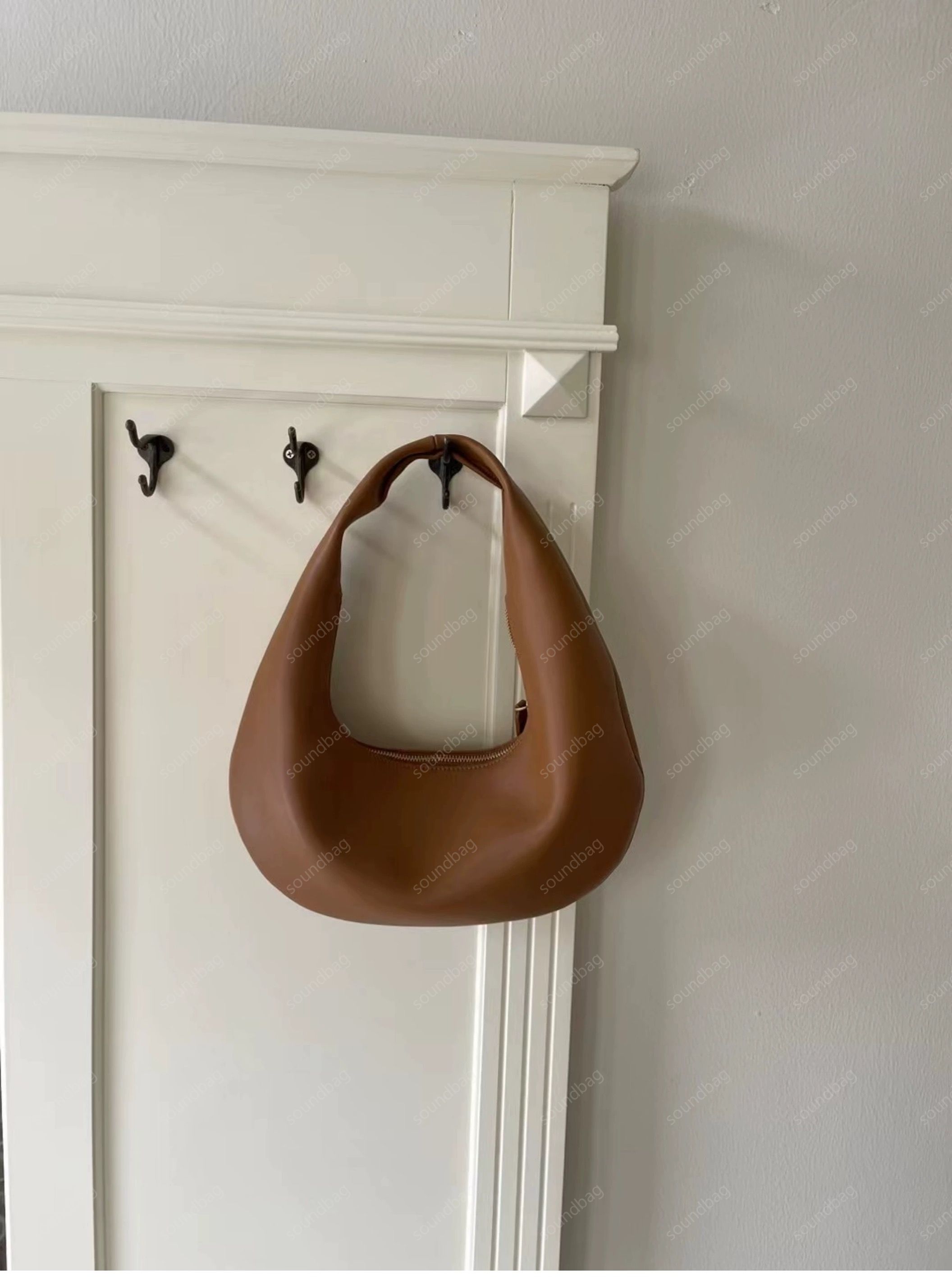 2024 Spring Crescent Moon Bag: Luxurious Genuine Dumpling Tote - Designer Fashion for Women, Minimalist Textured Leather Handbag