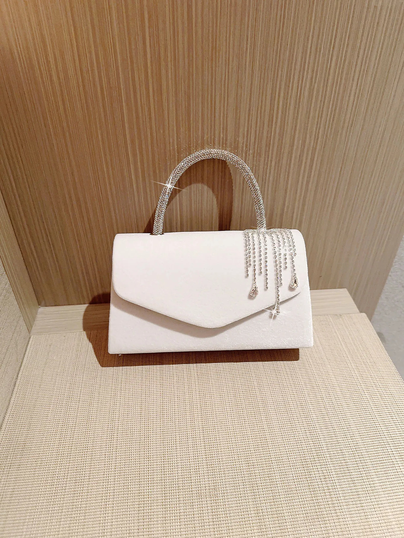 Lady Autumn Winter Vintage Velvet Flap Evening Bag Dress Tassel Handbag Banquet Prom Party Tote Chain Bridal Cocktail 241115