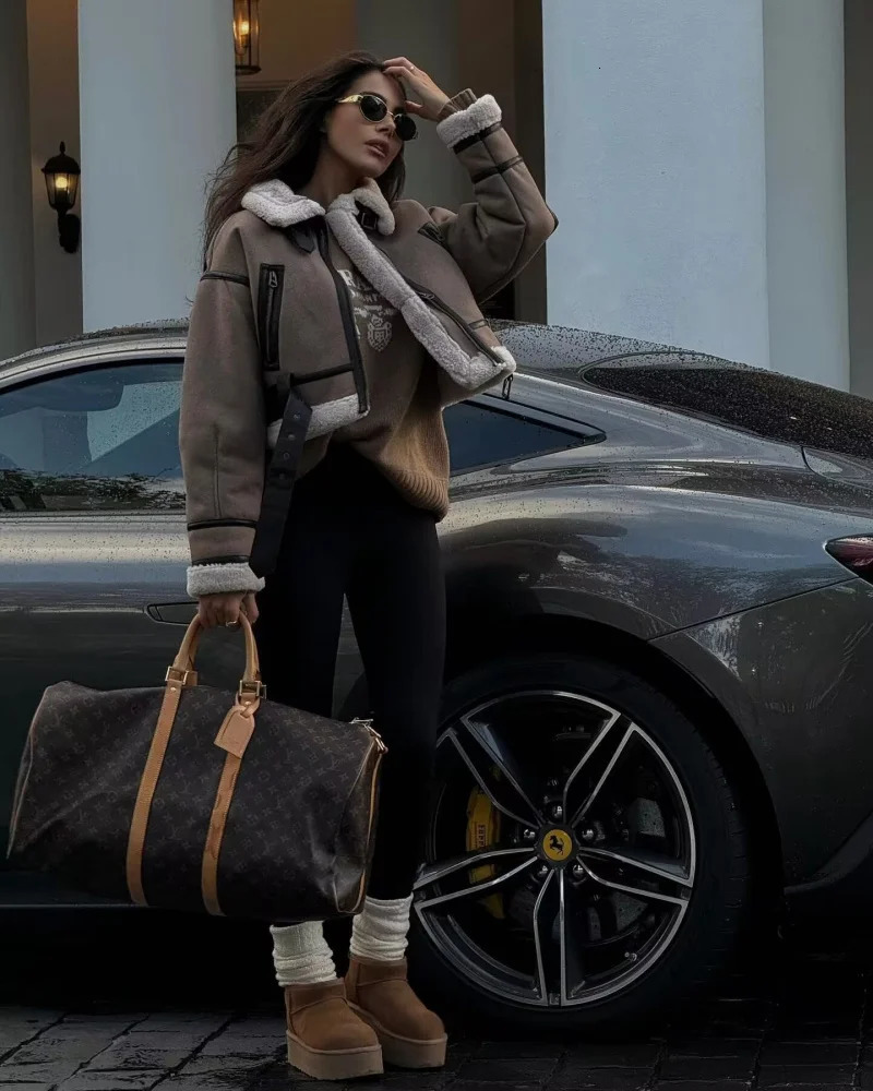 2024 TRAF synthetic sheepskin womens Coat Thickened thermal bomber Jacket Y2K lapel vintage winter fashion 241122