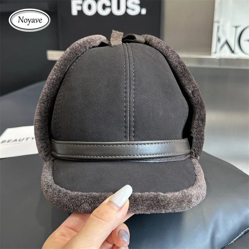 Winter Mens Genuine Leather Hat Men Fur Lamb Wool Warm Thick Earflaps Bomber Hats Mens Baseball Cap Sheepskin Russian hats 241122