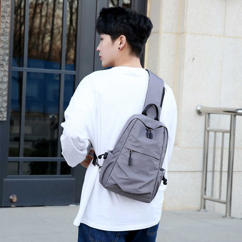 Anti splash Oxford spinning large capacity chest bag men's and women's satchel leisure chest bag diagonal small backpack fashion new men