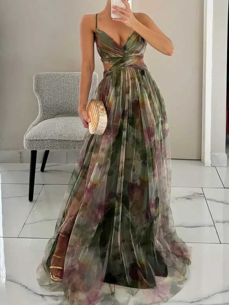 V-neck sexy hollow party dress warm summer casual wear fashionable printed Maxi dress strapless lace womens dress Vestido M241123