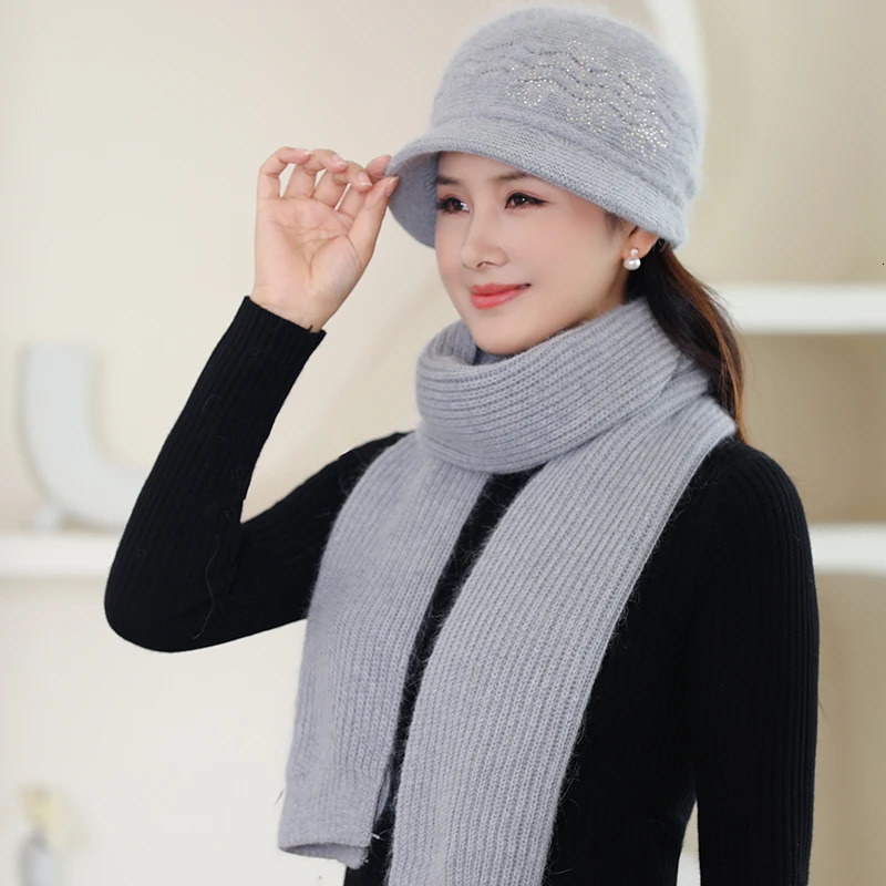 Womens Beanies Long Scarf Gloves Set Female Lady Knitted Keep Warm High Quality 3 Pieces Sets Caps Bonnet Fashion 241122