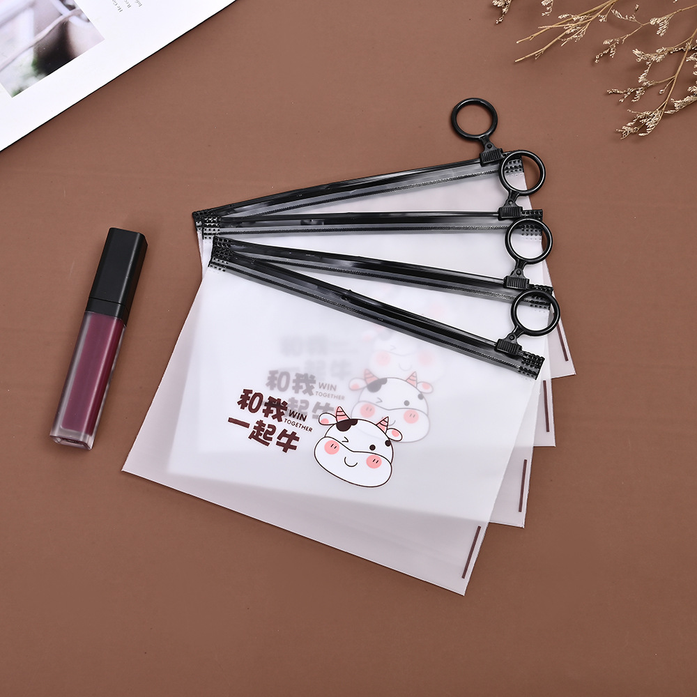 Matte and raised portable pull tab travel storage bag underwear and sock packaging bag waterproof and moisture-proof frosted bag logo