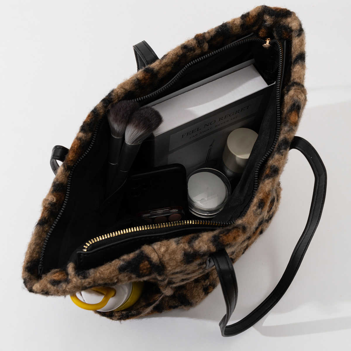 Tianzi's versatile trade niche leopard print large capacity tote bag, personalized and fashionable handheld single shoulder bag