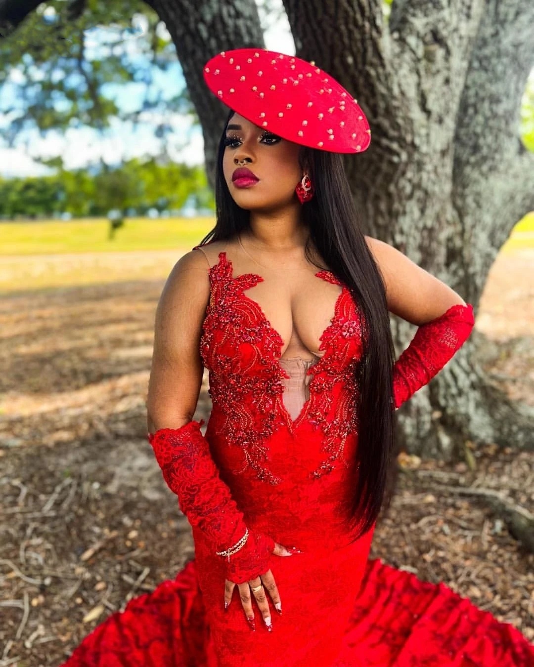 Sexy Red Mermaid Prom Dress For African Black Girls V Neck Crystals Beaded Formal Party Gowns Vestidos De Gala 0431