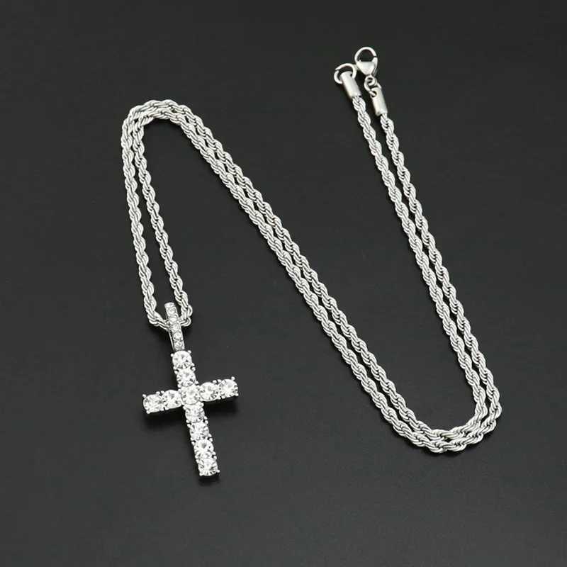 Iced Out Crystal Zircon Cross Pendant Necklace Silver Plated Twisted Chain Necklaces For Men WomenX241122