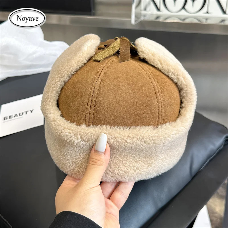 Winter Mens Genuine Leather Hat Men Fur Lamb Wool Warm Thick Earflaps Bomber Hats Mens Baseball Cap Sheepskin Russian hats 241122