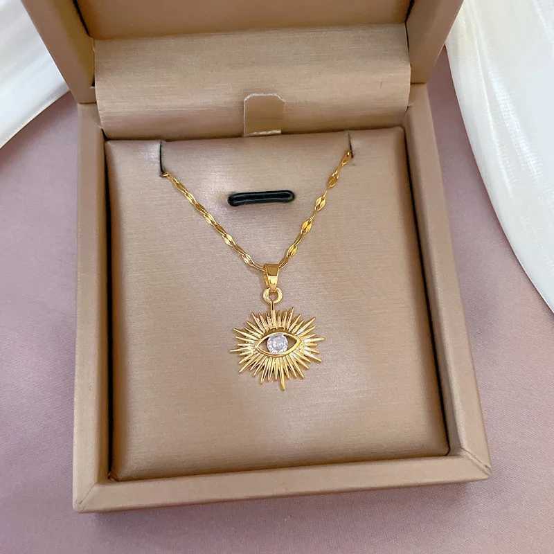 2022 Elegant Water Wave Chain 18k Gold Plated Stainl Steel Creative Sunlight Zirconia Evil Eye Pendant Necklaces For WomenX241123