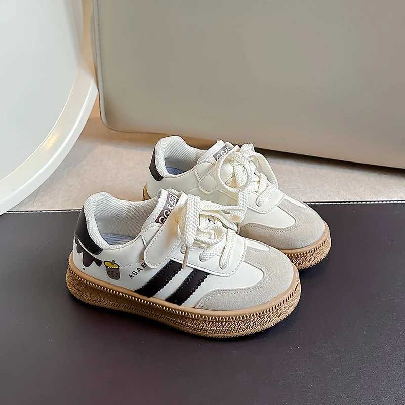 Designer 2025 Athletic Childrens Outdoor Skate Girls White Spring New Fashion Boys Canvas Kids basketball Sports Shoes Unisex Casual Sneakers C260130