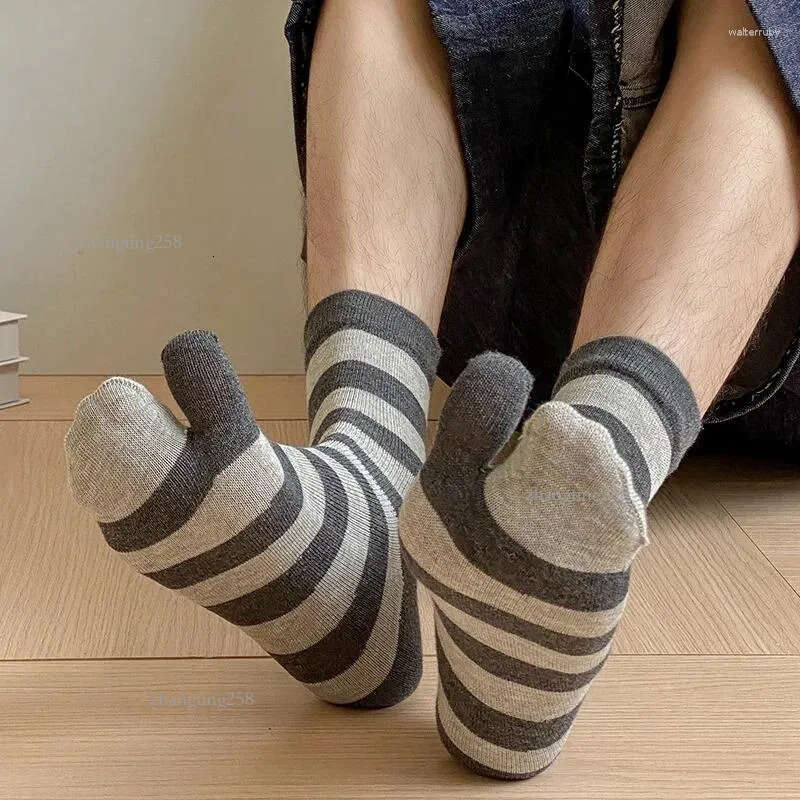 Men's Socks 2 Finger Slipper Cotton Tabi Toe Mid-tube Autumn Winter Warm Sweat-absorbing Striped Two Toed Flip-flop