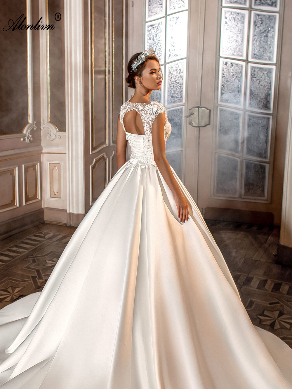 Luxury Satin A-line Wedding Dress Square Collar Elegant Bridal Gowns 2024 With Beading Pearls Appliques Lace