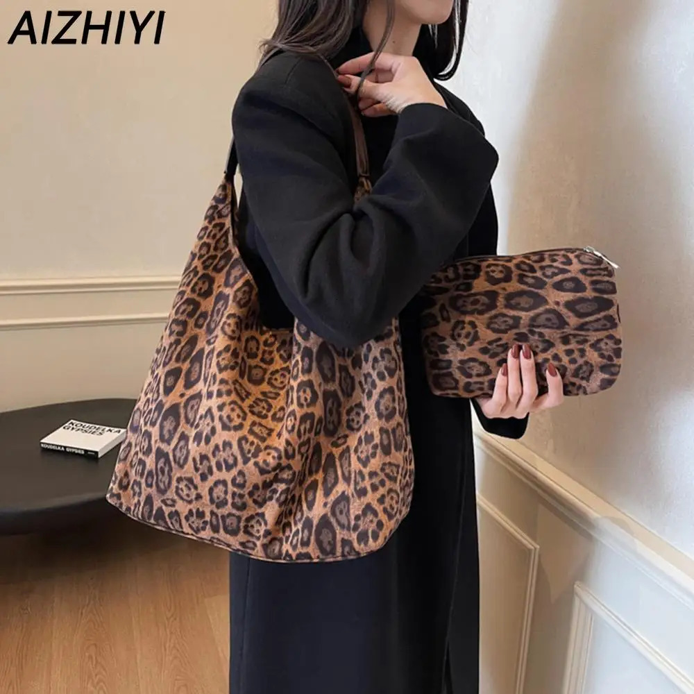 Suede Bag Winter Womens Bag Leopard Print Shoulder Bag Female Trendy Handbag Hobo Bags for Work Travel Large Tote Bag 241122