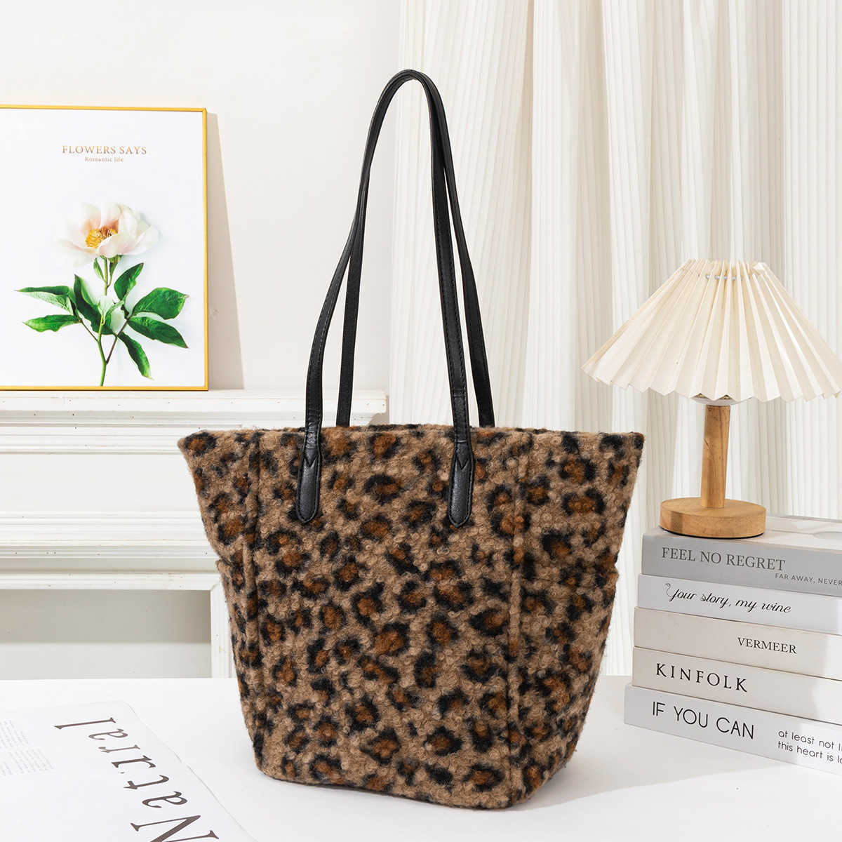 Tianzi's versatile trade niche leopard print large capacity tote bag, personalized and fashionable handheld single shoulder bag