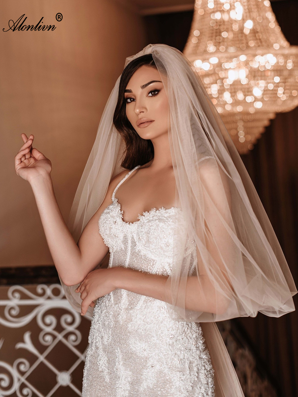 2024 Bling Lace Sweetheart Mermaid Wedding Dress With spaghetti straps Sleeveless Beading Pearls Appliques Trumpet Bridal Gowns With Ruffled Train