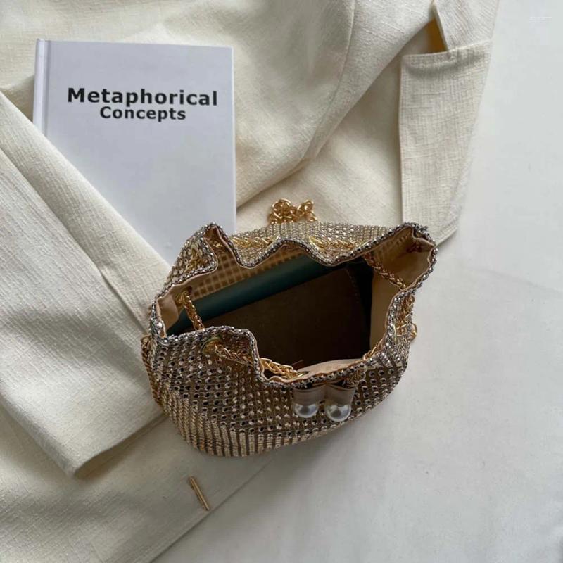 Shoulder Bags Women Chain Crossbody Bag Solid Color Rhinestone Glittering Satchel Drawstring Shinny Sling Purse Dinner Party 240729