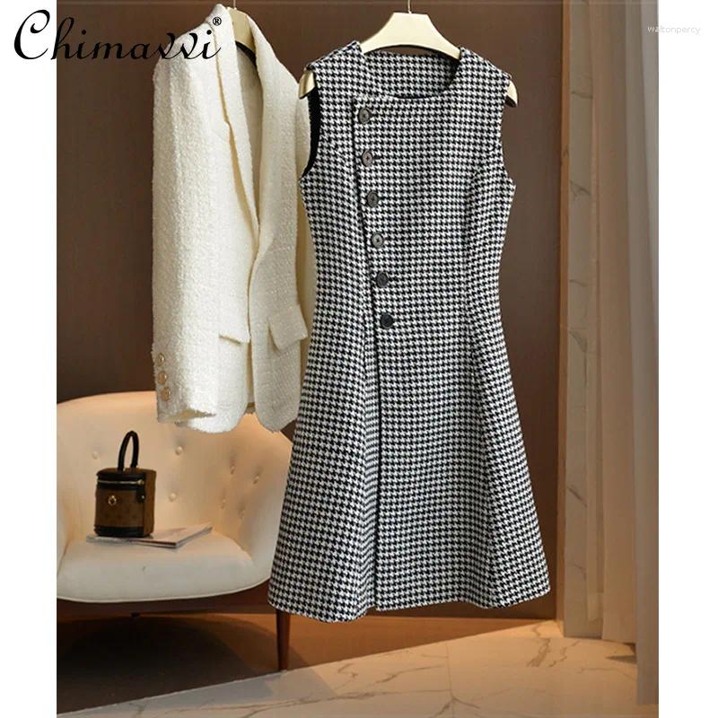 Casual Dresses High-End Fashion Commute Slim-Fit Wool Houndstooth Dress 2024 Spring Round Neck Sleeveless Elegant Short Womens