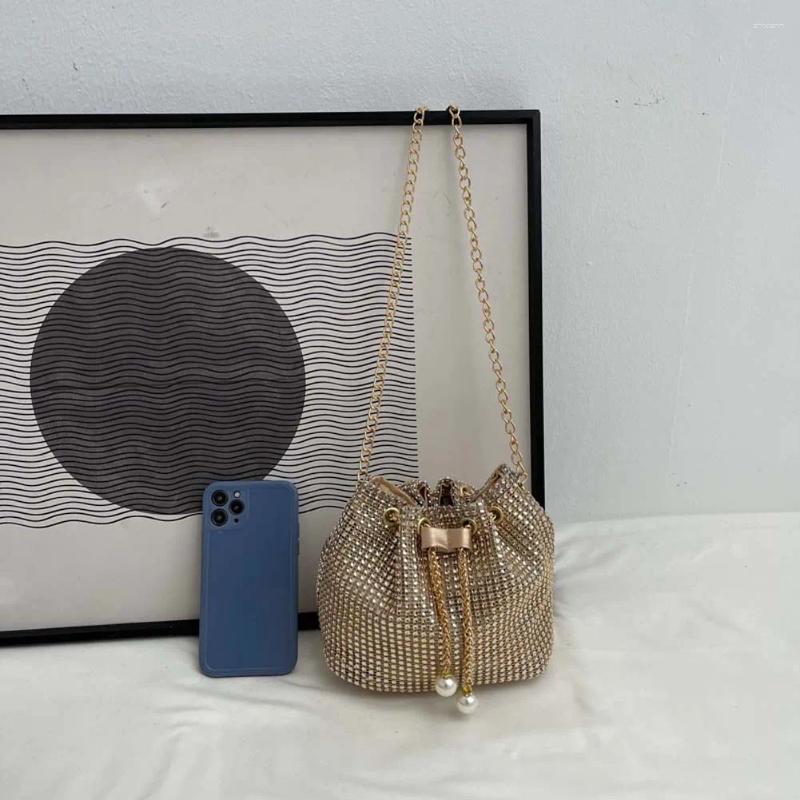 Shoulder Bags Women Chain Crossbody Bag Solid Color Rhinestone Glittering Satchel Drawstring Shinny Sling Purse Dinner Party 240729