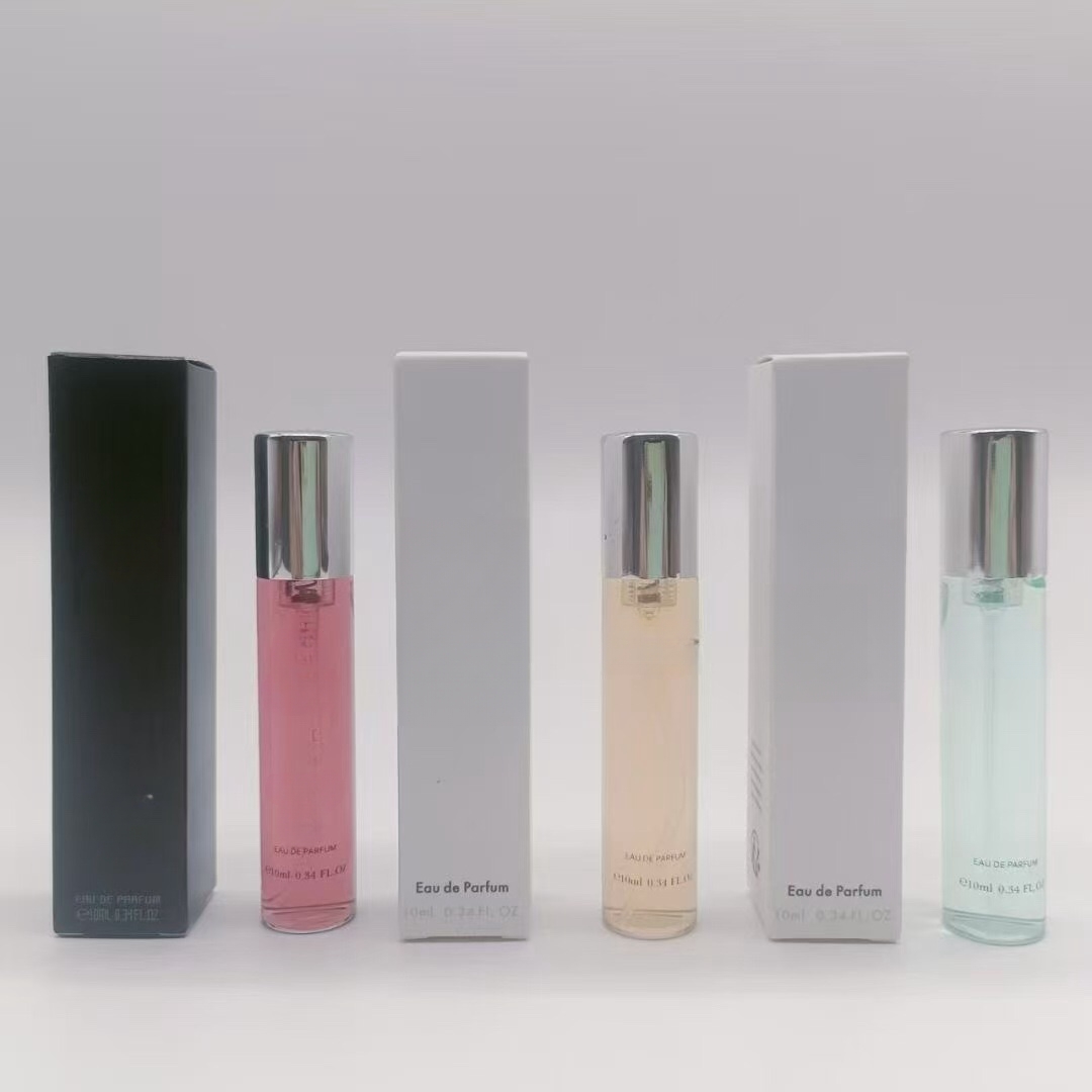 Elegant French Luxury Miniature Fragrance Set - Unisex Perfumes in a Chic Holiday Gift Box