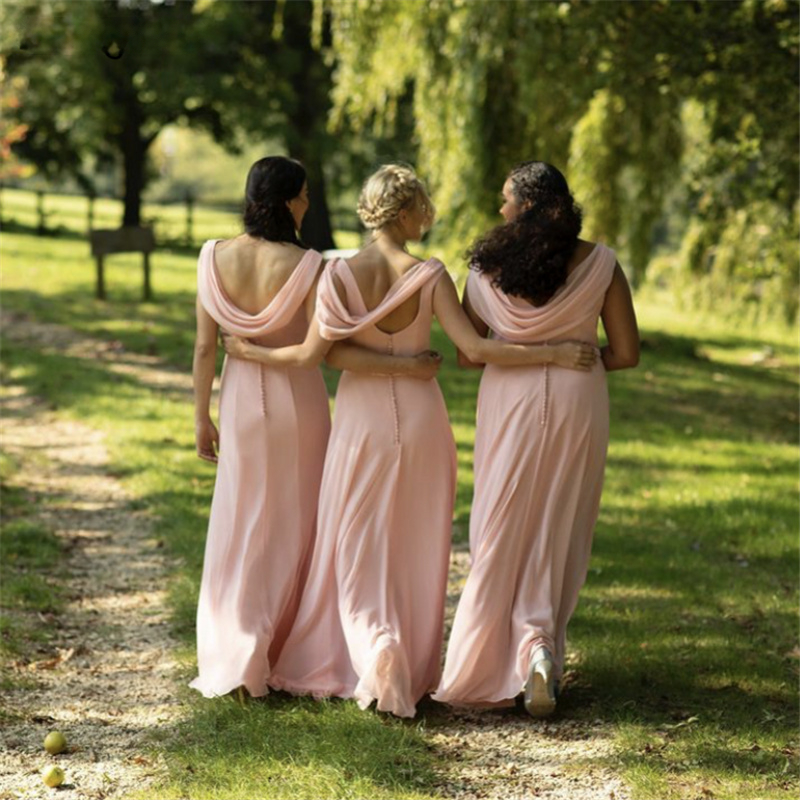Pearl Pink Bridesmaid Dresses Scoop Neck A-Line Long Chiffon Pleated Maid of Honor Gowns Backless Wedding Party Guest Dress Plus Size