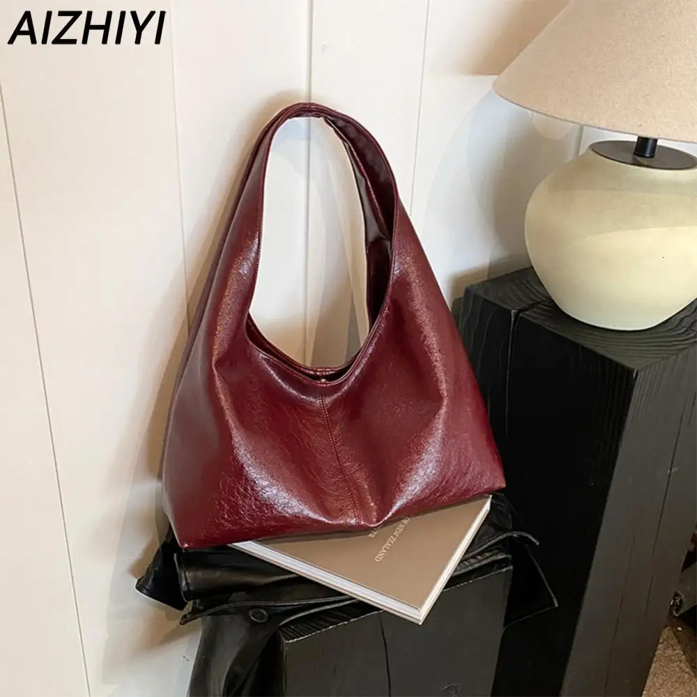Red Bag for Women PU Leather Shoulder Bags Trendy Hobo Bag Retro Tote Handbag Purse for Women Bag Vintage Handbags 241122