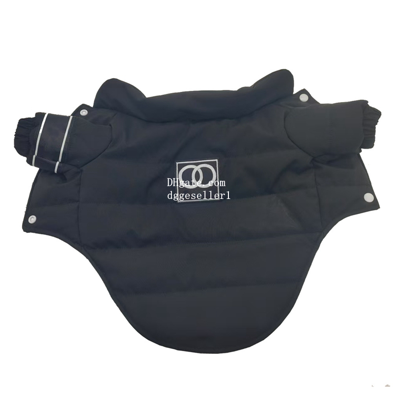 Designer Dog Clothes, Warm Dog Coat, Luxury Dog Jacket Waterproof Dog Winter Coat Pet Dog Cold Weather Coats Cozy Snow Jacket Vest for Small Medium Dogs Black S Y183