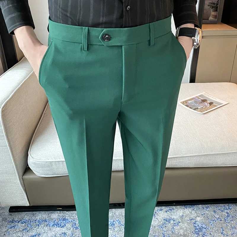 2023 Beauty Wedding Dress Mens Formal Set Pants White and Black Green Stage Performance Banquet Business Social Slim Trousers W24241123