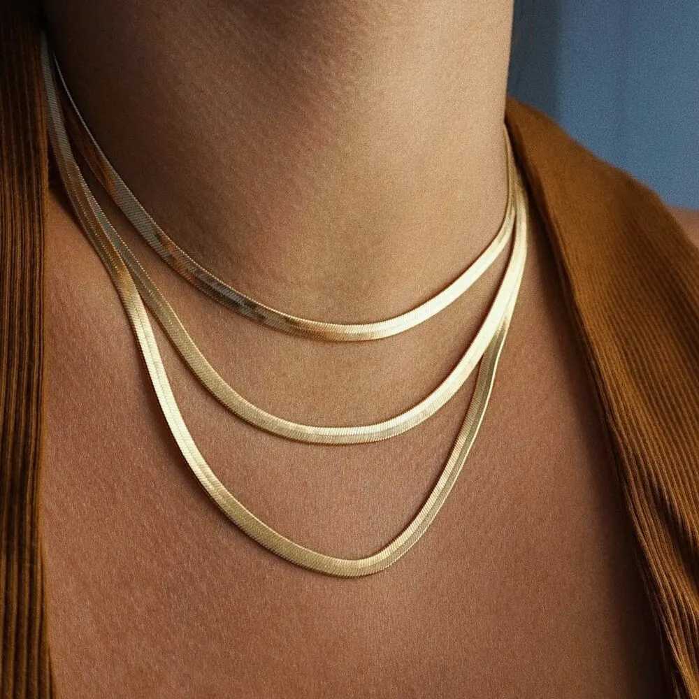 E.B.belle Stainl Steel 18K Gold Plated Short Herringbone Chain Choker Necklaces For Women Minimalist Gold Chain NecklaceX241123