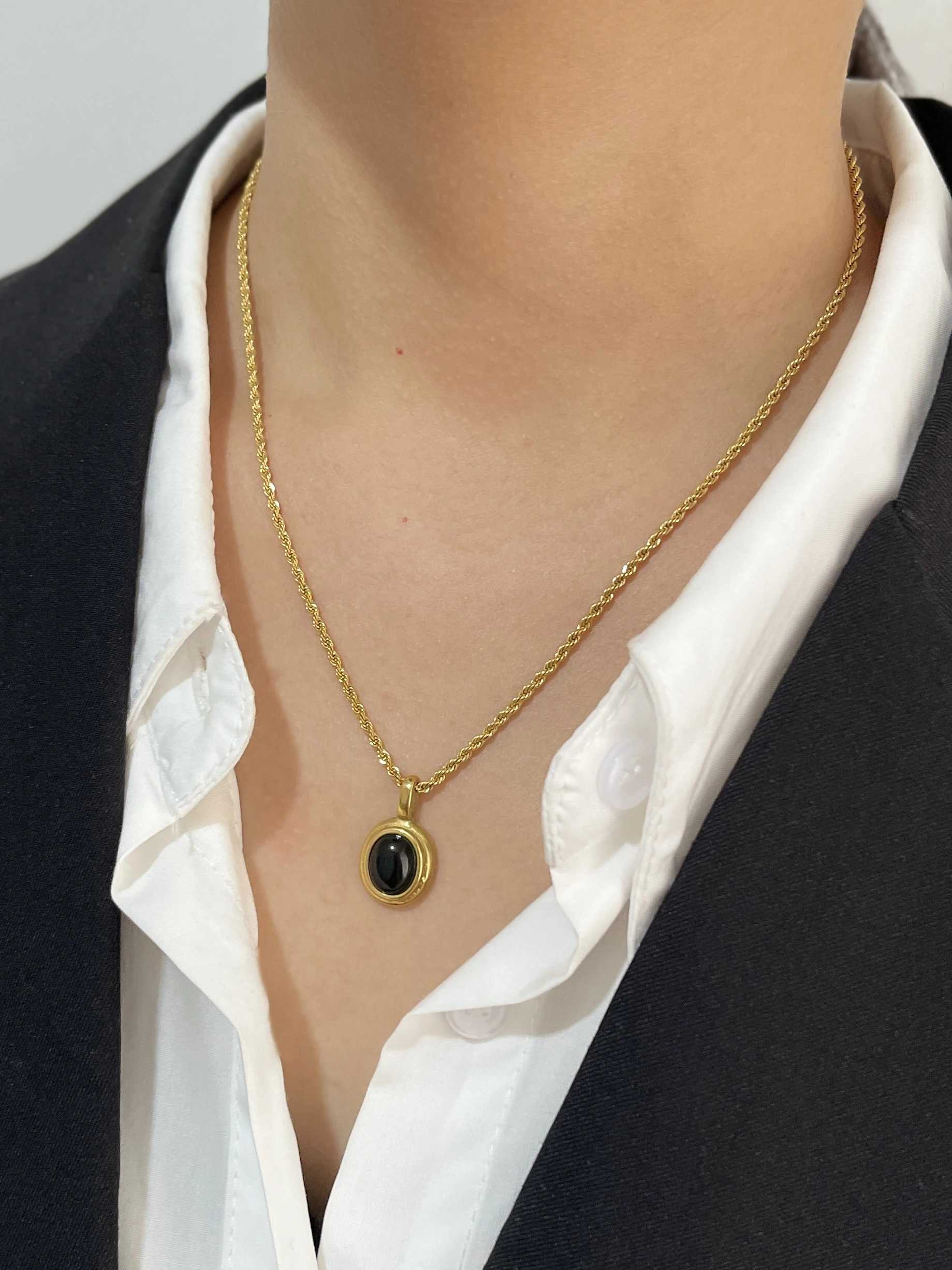Perisbox Stainl Steel 18K Gold Pvd Plated Black White Gem Stone Oval Pendant on Twist Rope Chain Necklace Stacking JewelryX241123