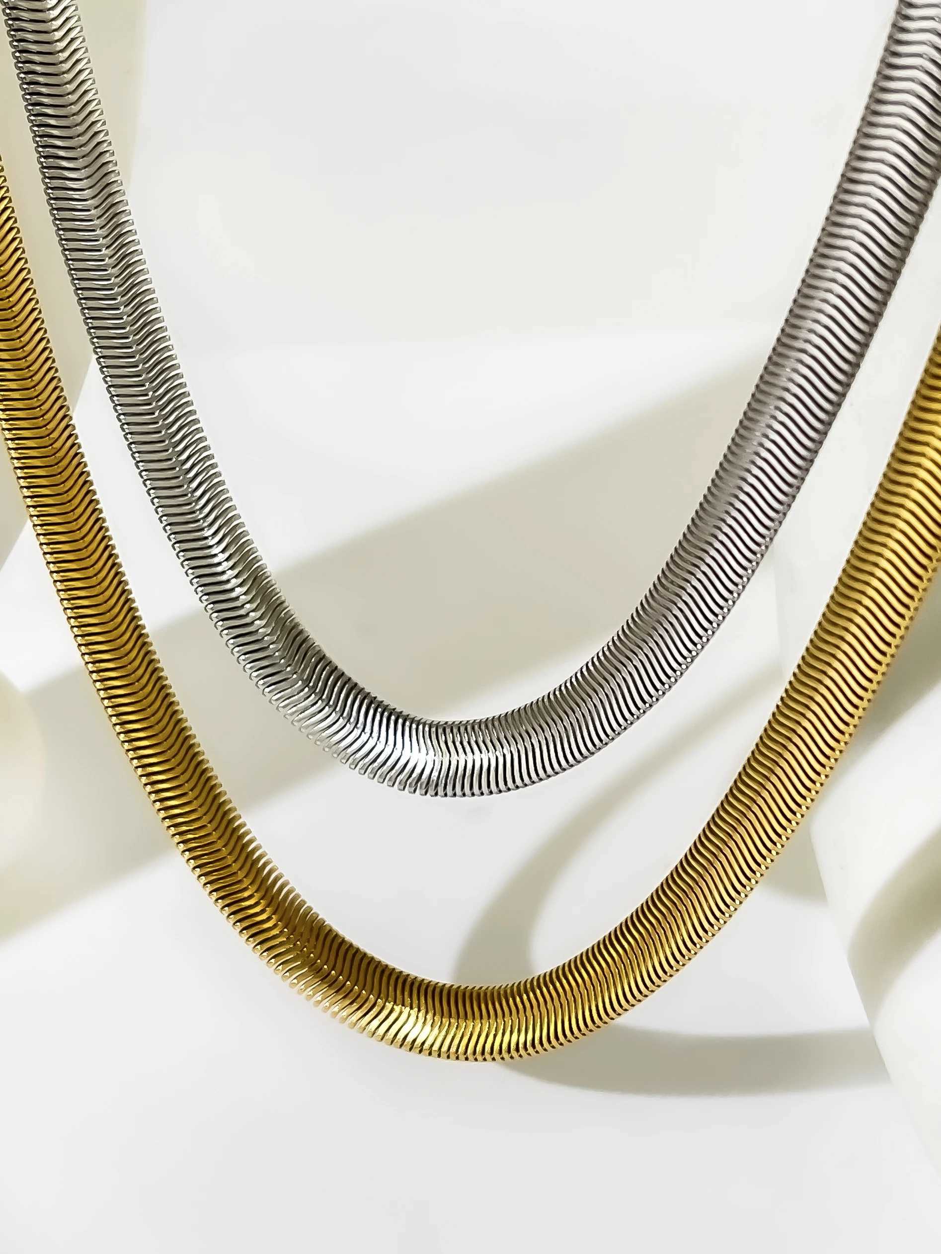 Perisbox Waterproof Stainl Steel 18K Gold Pvd Plated Thick Wide Herringbone Necklace for Women Chunky Soft Flat Snake ChainX241123