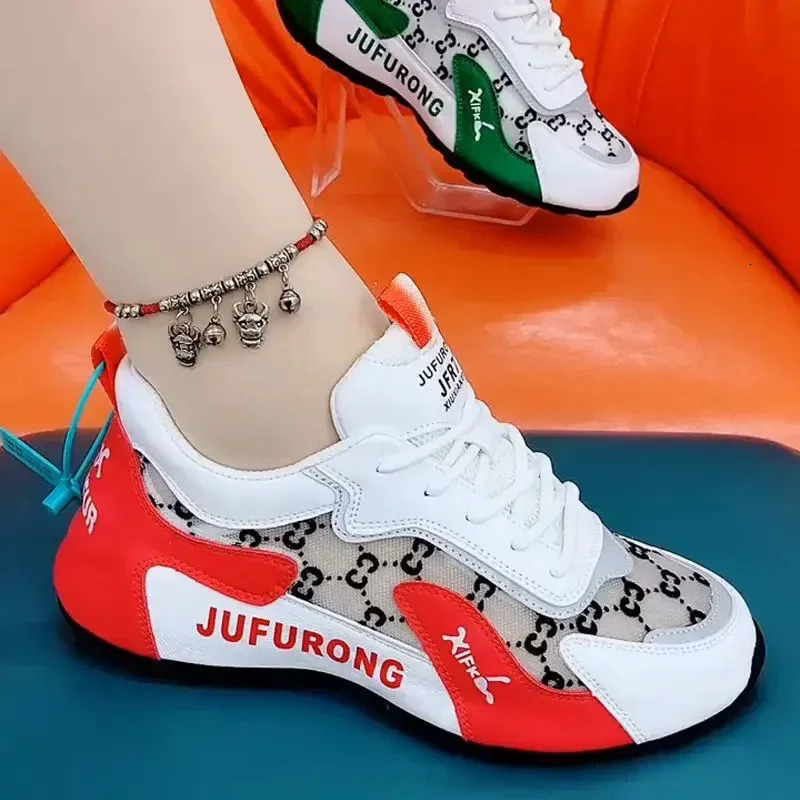 New casual sports shoes with fashionable and breathable mesh lace up printing, women's walking platform shoes, designer casual shoes