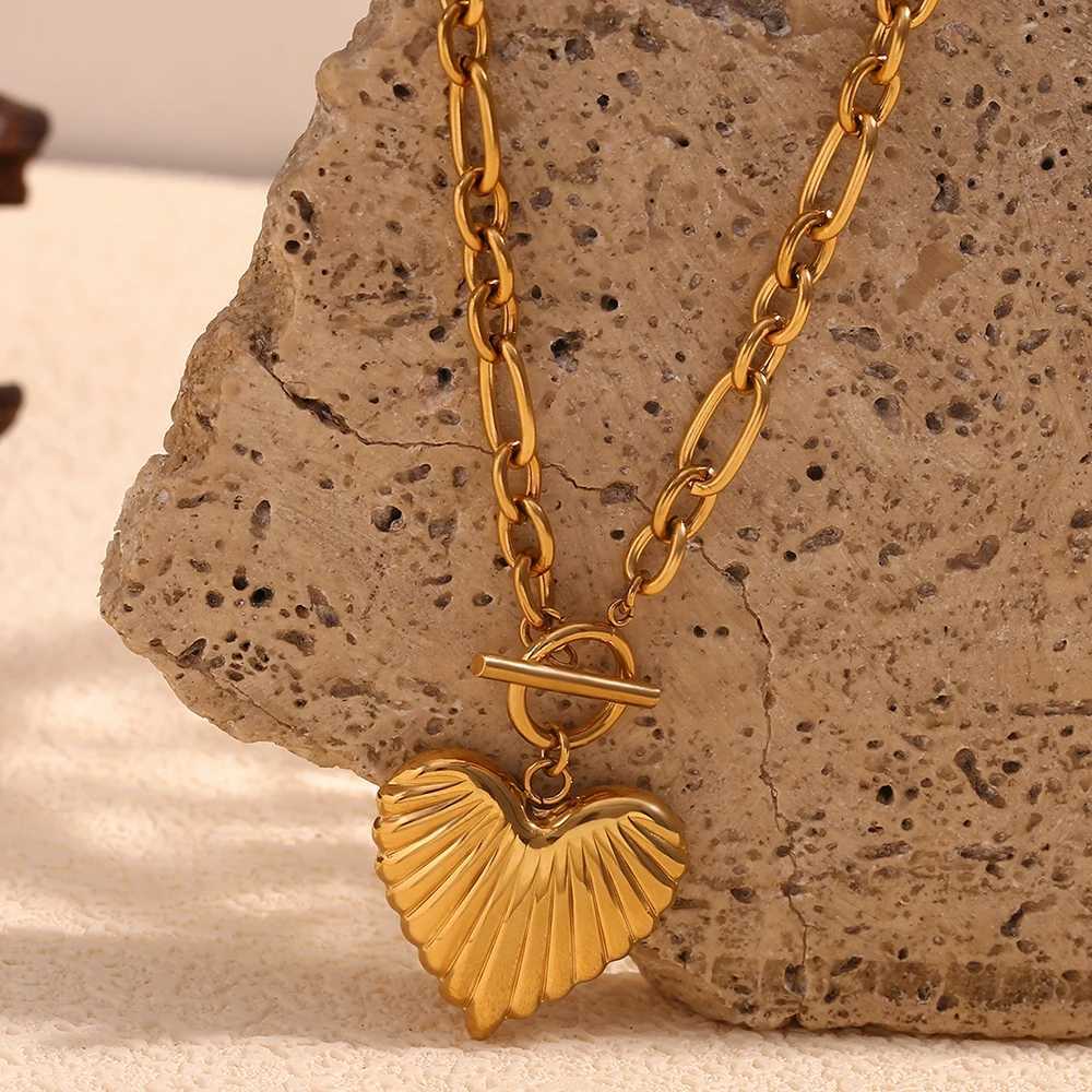 E.B.belle Irregular Chain OT Buckle Heart Necklace 316L Stainl Steel Jewelry 18K Gold Plated Pendant DecorationX241123