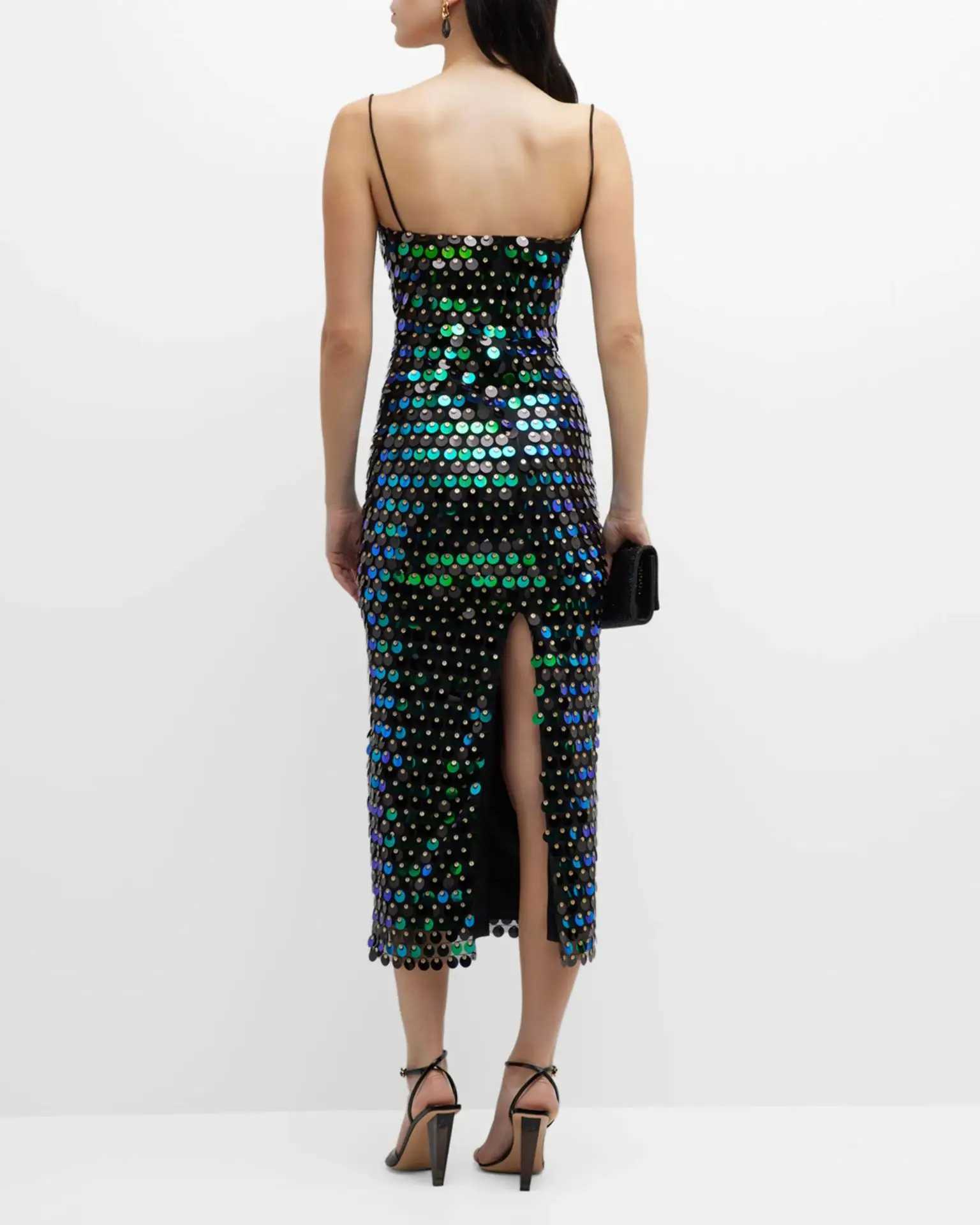 Sexy sequin Pahwork spaghetti strap side seam dress suitable for backless beaded sparkling dresses summer chic new party dresses M241123