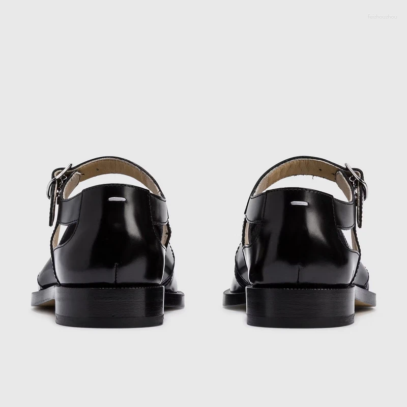 Sandals 2024 Spring Summer Women Tabi Classic Design Low Heeled Leather Shoes Woman Split Toe Footwear