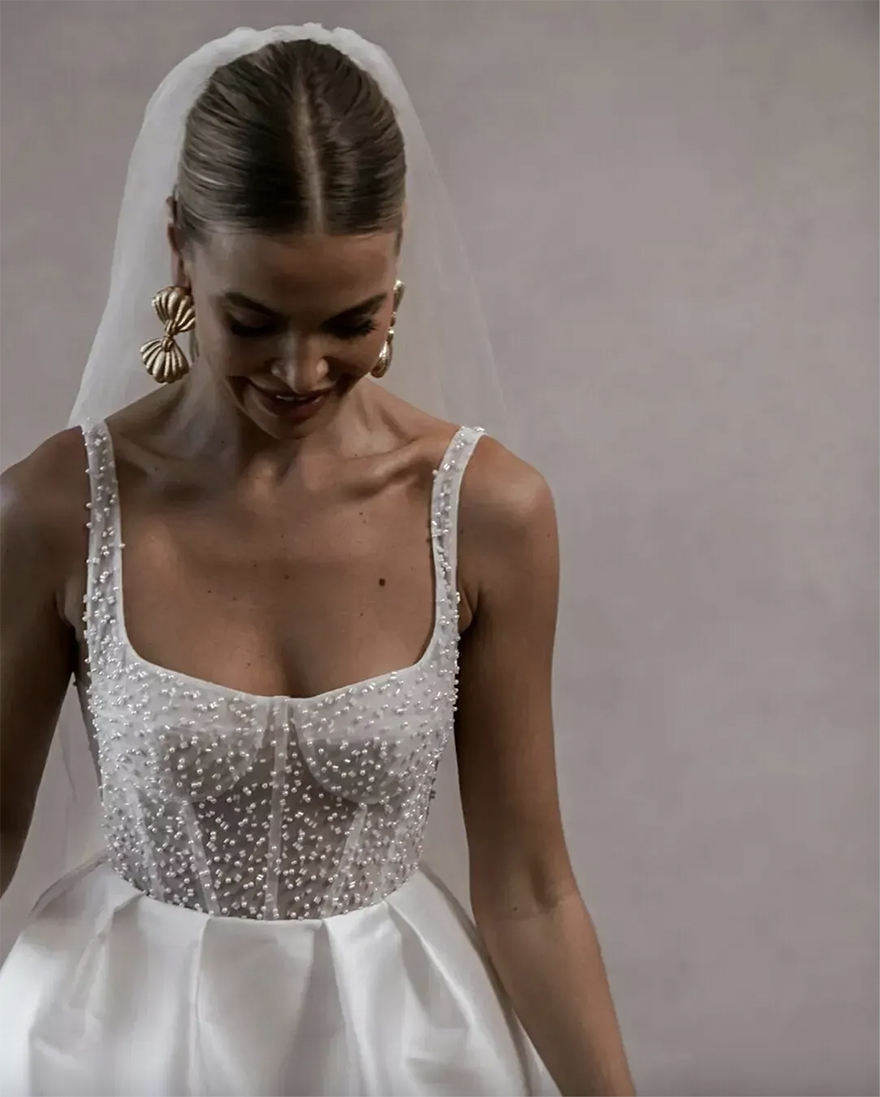 Vintage Short A Line Wedding Dress 2024 Spaghetti Straps Pearls Top Backless Satin Bridal Bride Party Gown Vestidos Noiva Robe De Mariage 0509