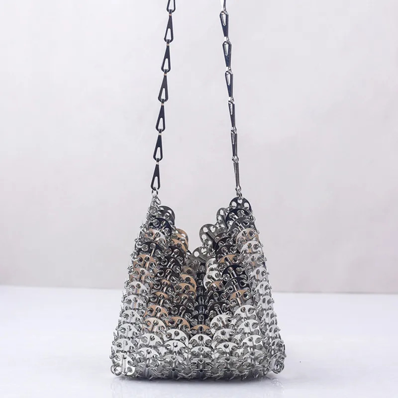 Women Bags Silver Metal Sequins Chain Woven Bag Hollow Evening Clutch Female Travel Holiday Shoulder Handbag 241115