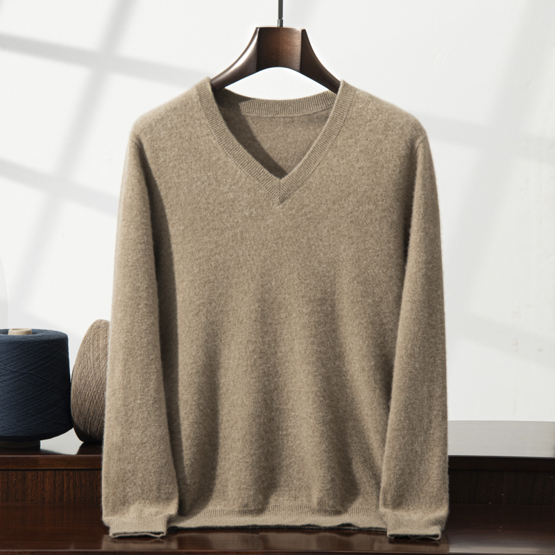 Mens Cashmere Jumpers: V-Neck Knit Pullover - Soft, Warm, and High-Quality Cashmere Sweater for Men; Ideal for Business Casual and Autumn/Winter Wear.