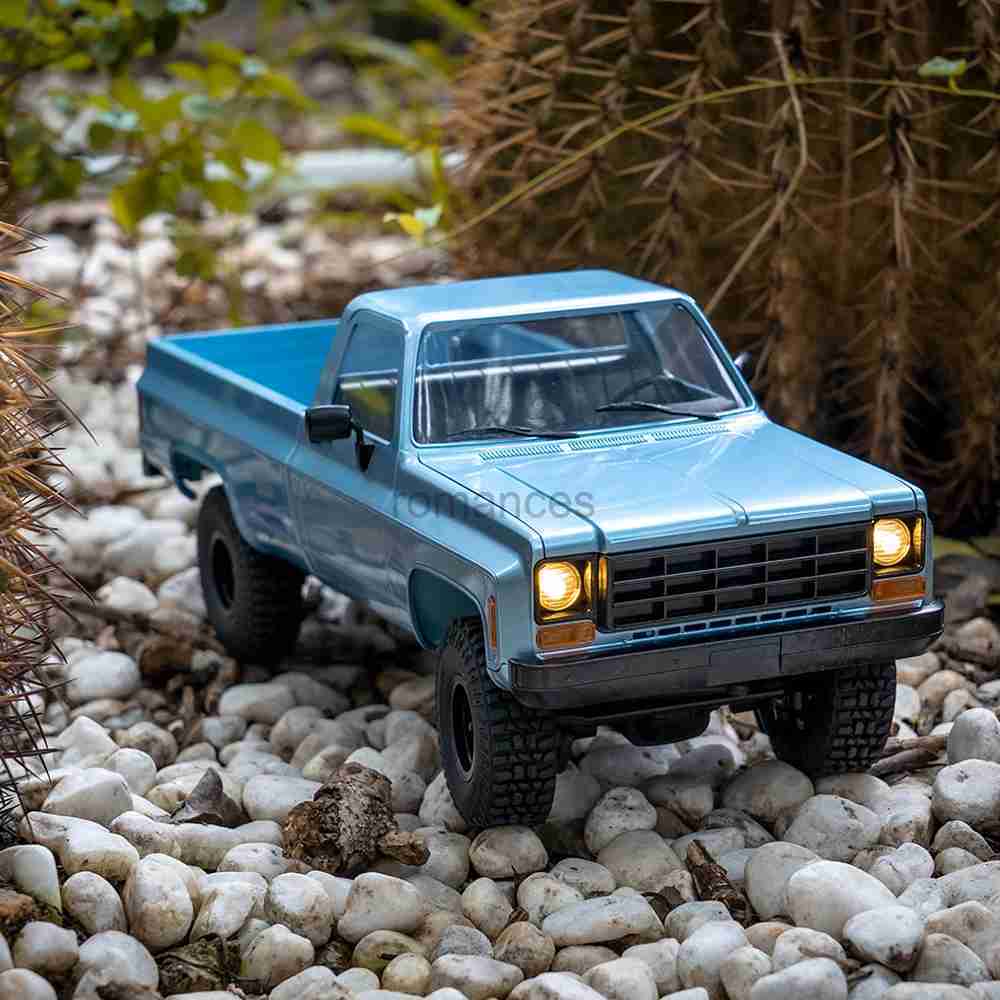 Electric/RC Car FMS 1 18 Glacier Storm RC Car Rechargeable Remote Control Pickup Simulation Climbing 4WD Off-road Vehicle Toys for Children 240424