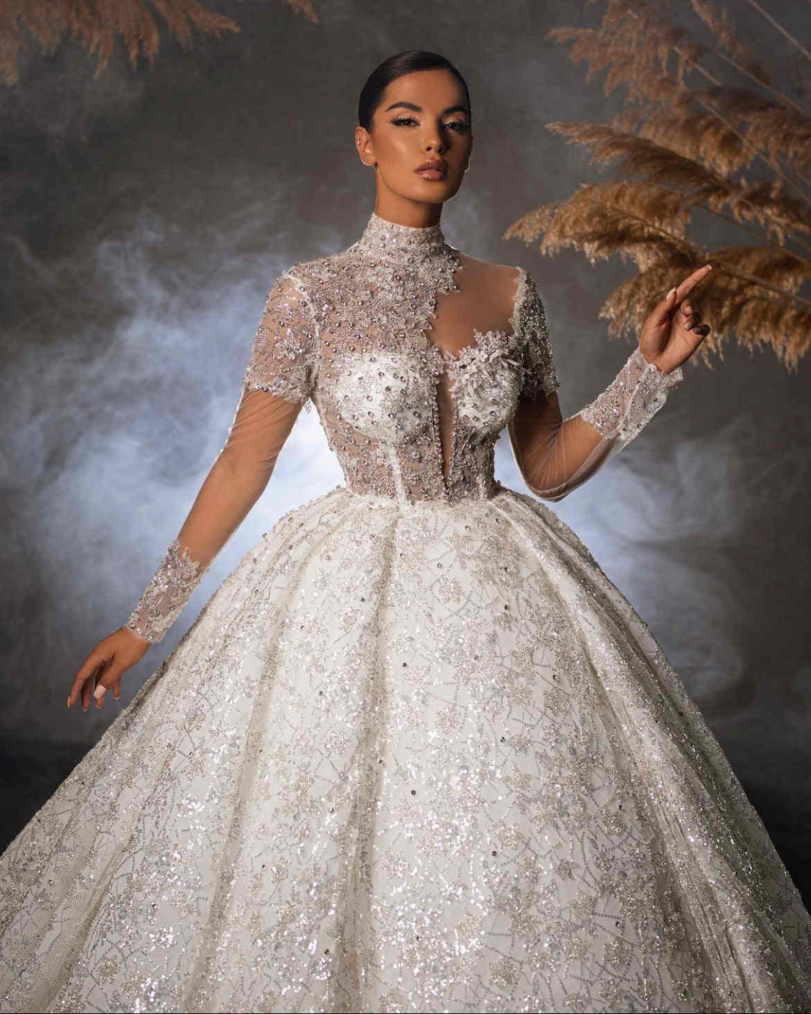 Vintage A-Line Women Wedding Dress High Collar Long Sleeves Bridal Gowns Sequins Crystal Sweep Train Dress Custom Made