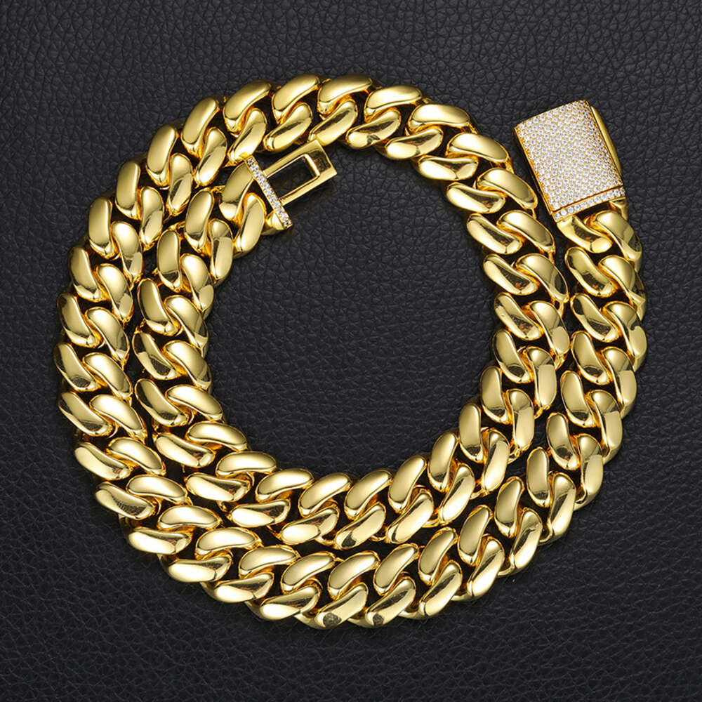 Stylish Mens Bg Cuban k Necklace with Shiny Dia Buckle Choose from 12-18mm Width Options