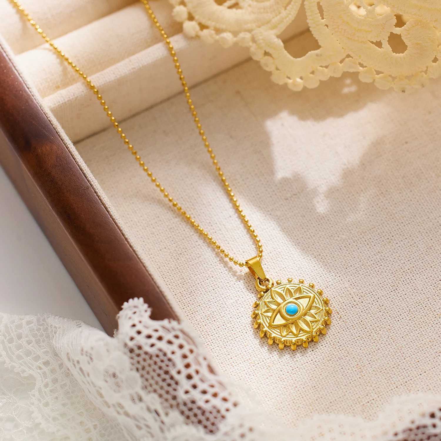 Vintage Eight n Star Titanium Steel Necklace with Zircon 18K Gold Plated Waterproof Non-Tarnish Chains Jewelry for Women GirlsX241123