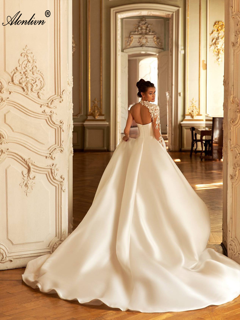 Stunning Satin One Shoulder Sweetheart A-Line Wedding Dress Delicate Beading Pearls Lace One Full Sleeves Bridal Gowns 2024