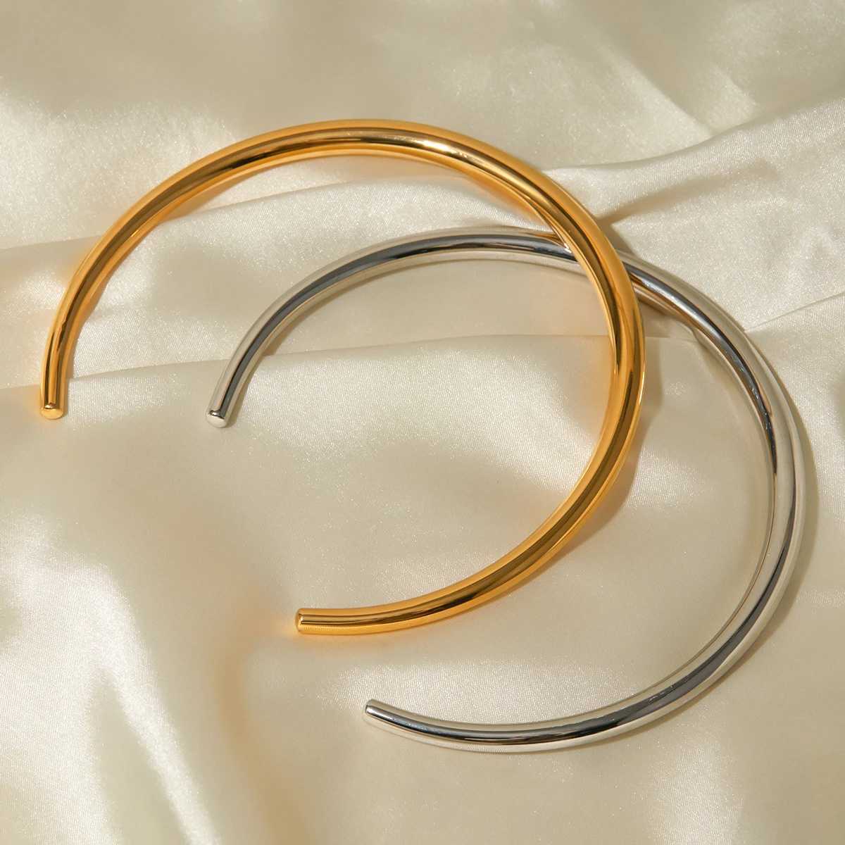 Stainl Steel Unique 18k Gold Plated Stylish Texture Simple Glossy Smooth Collar Women Anti Allergic Distinctive JewelryX241123
