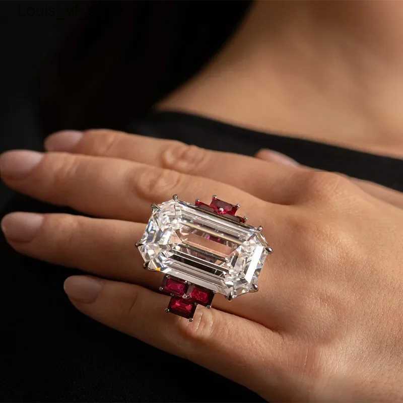 Band Rings Gorgeous Huge White Zircon Engagement Fashion Silver Color Party Anniversary Wedding for Women H240424