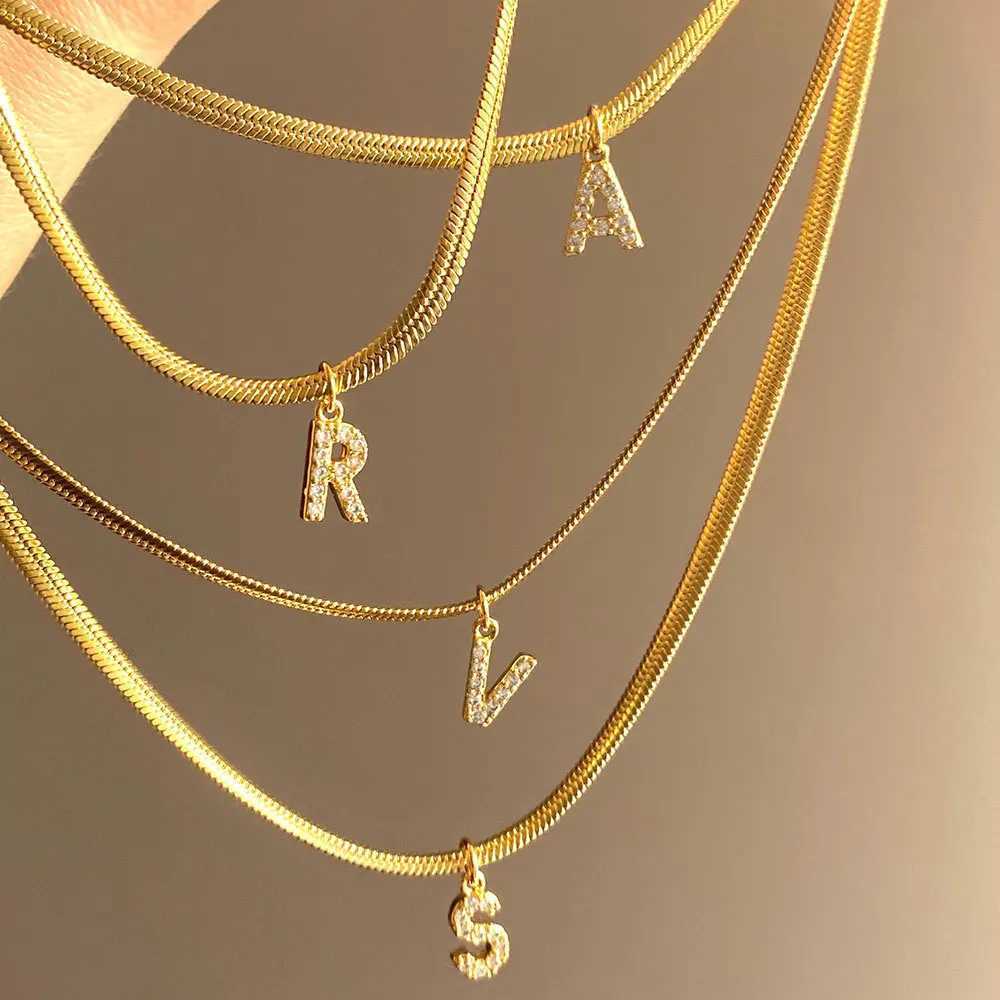 New A-Z Initial Zircon Letter Pendant Necklaces for Women 18K Gold Plated Copper Necklace High Quality Statement Jewelry GiftsX241123