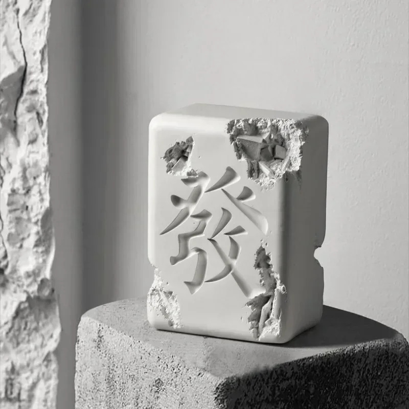 Resin Mahjong Car Pattern Abstract Art Cool Color Car Sculpture Art Works Nordic Statues Home Accessories Living Room Decoration 241122