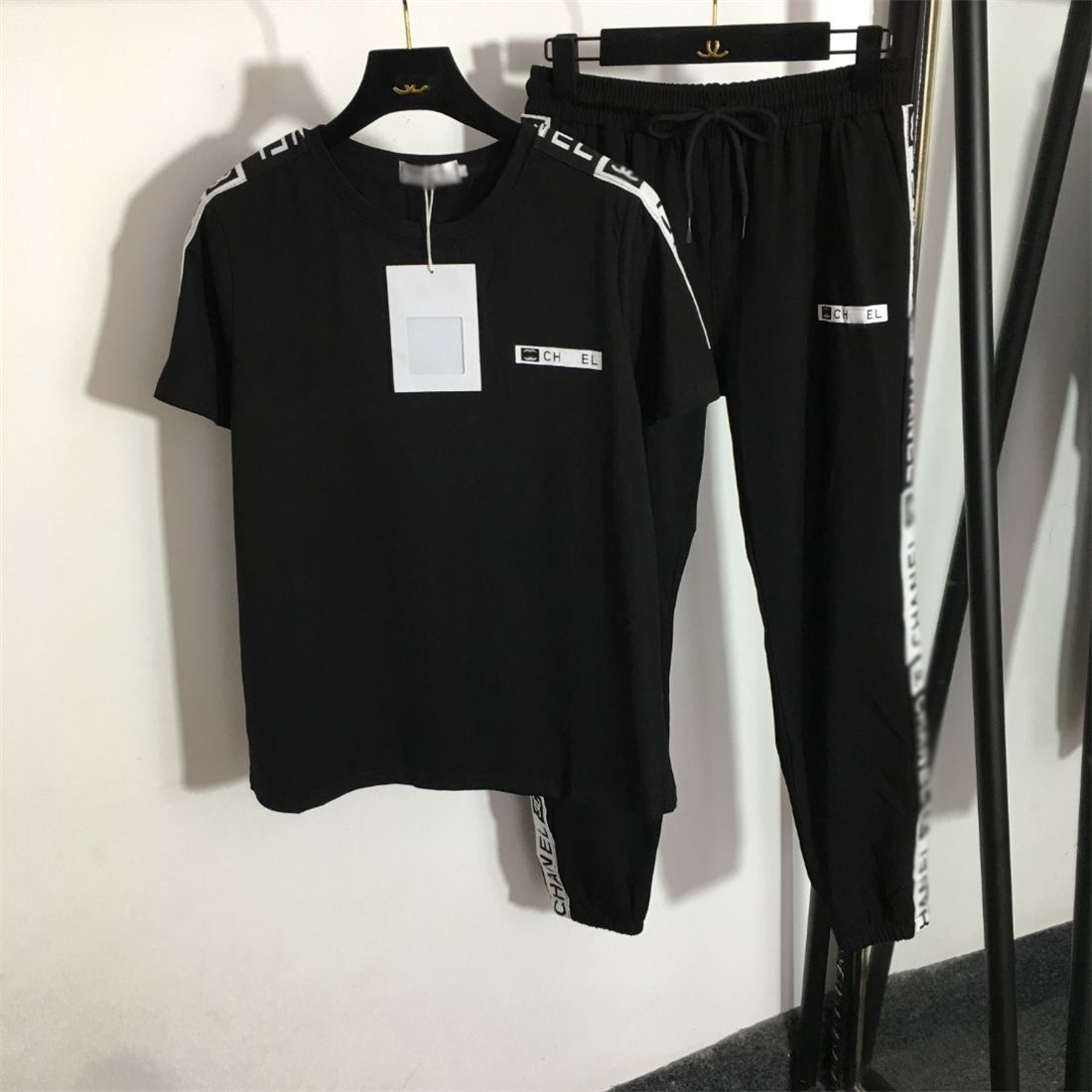 Designer brand women's suits high quality new casual sports T-shirt trousers suit fashionable round neck T-shirt short-sleeved sweatpants two-piece set for womenS-XL