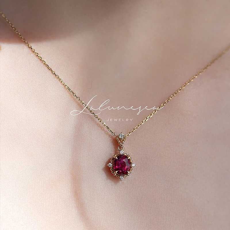 Retro 925 sterling silver ruby 18K gold-plated chain necklace with garnet zircon exquisite womens necklace party jewelry X241123