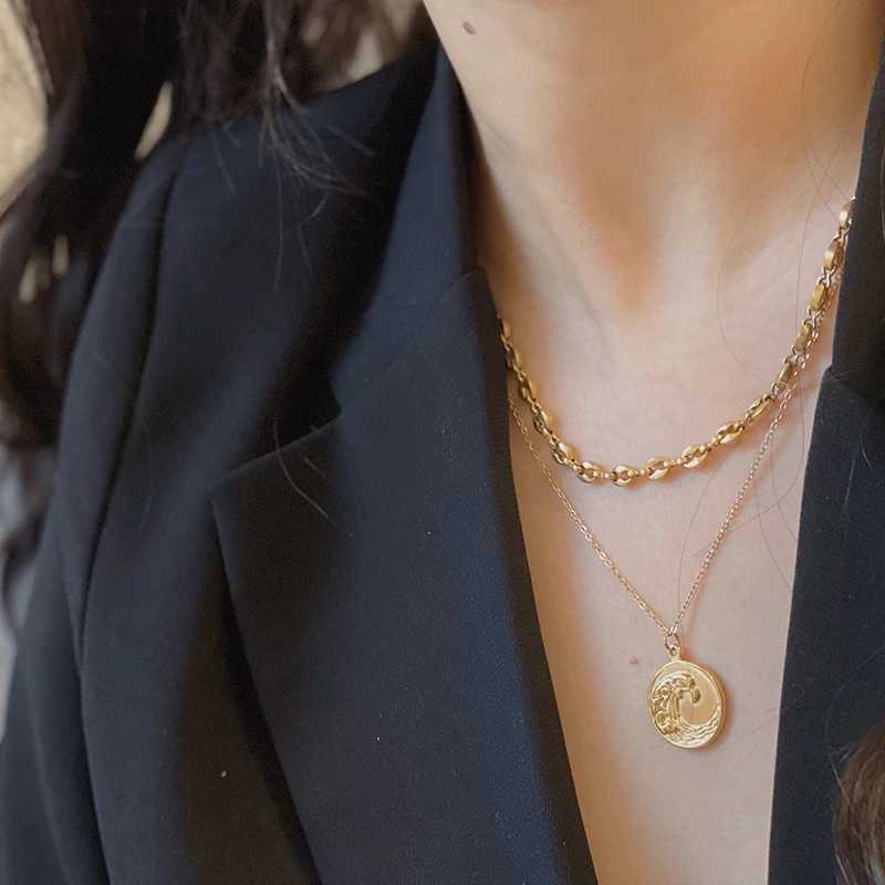 Creative Design Tarnish Free Stainl Steel 18k Gold Plated Golden Sea Wave Necklace Stereoscopic Coin Necklaces For WomenX241123