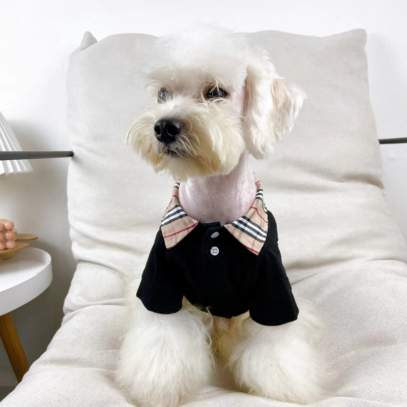 Designer Clothes Luxurious Apparel Embroidered Letters Dog Shirts Cotton Polo T-Shirts for Small Dogs with a Two-Button Classic Plaid Pattern Collar 2